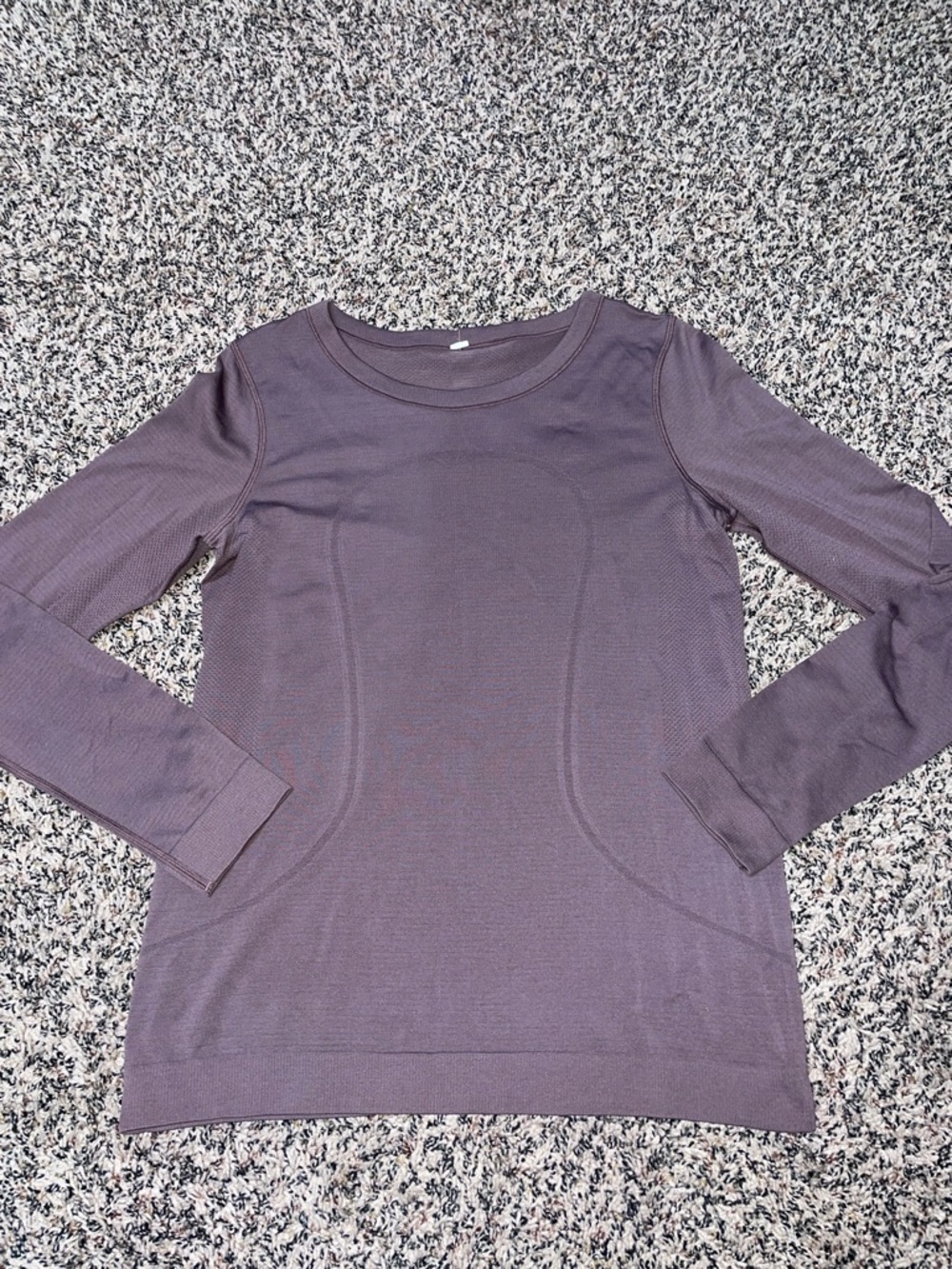 Lululemon Like New Swiftly Tech Long-Sleeve Shirt 2.0 P2P 18” Dark Lavender - Picture 5 of 9